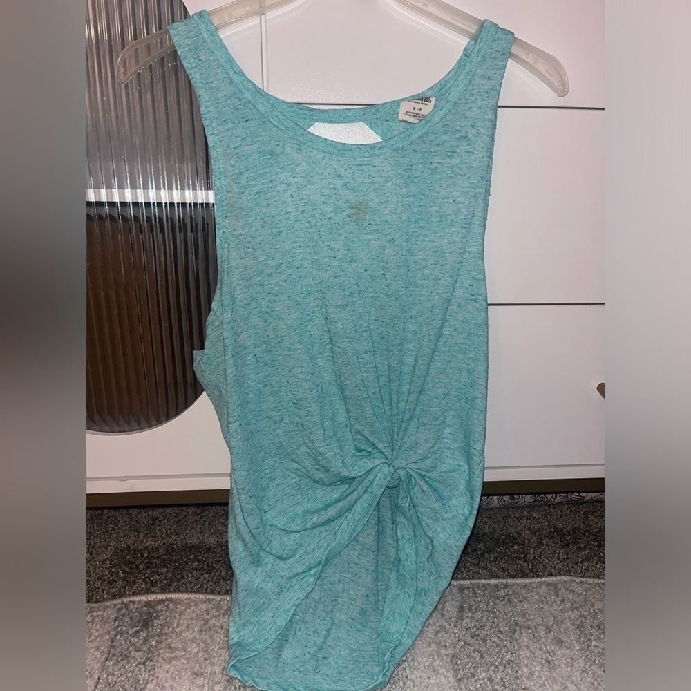 PINK Size S Aqua blue cutout tank